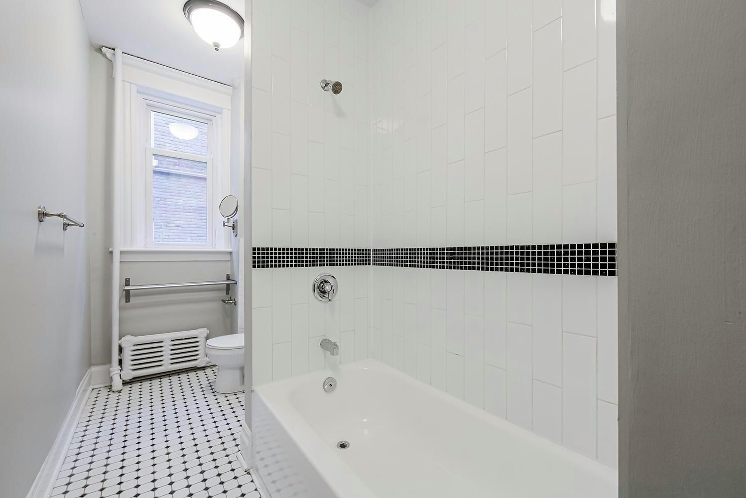 A004-32 Maitland Street, Toronto, ON, M4Y 1C5 - 8