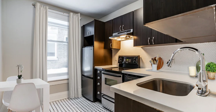 A004-32 Maitland Street, Toronto, ON, M4Y 1C5 - 2