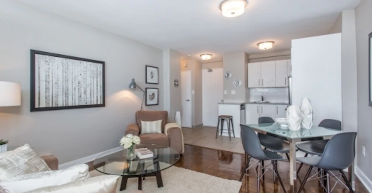 200 Dufferin Street, Toronto, ON, M6K 1Z4 - 2