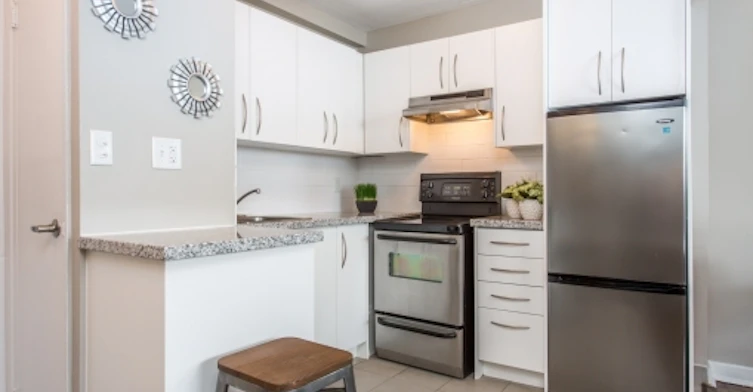 200 Dufferin Street, Toronto, ON, M6K 1Z4 - 3