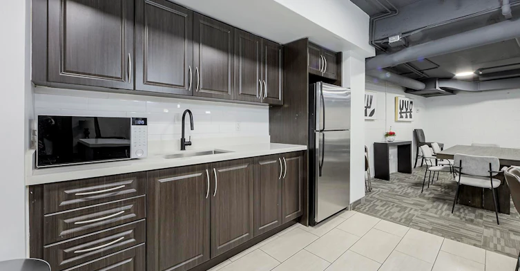 200 Dufferin Street, Toronto, ON, M6K 1Z4 - 9