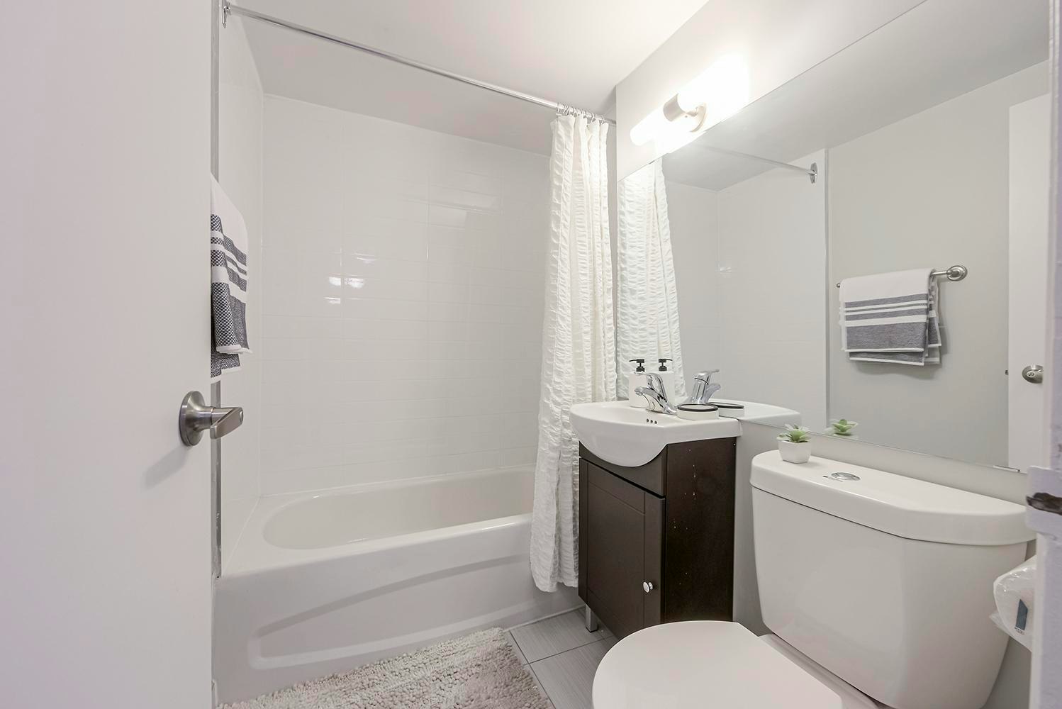 200 Dufferin Street, Toronto, ON, M6K 1Z4 - 7