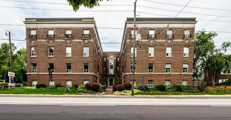 569 Broadview Avenue, Toronto, ON, M4K 2N8 - 7