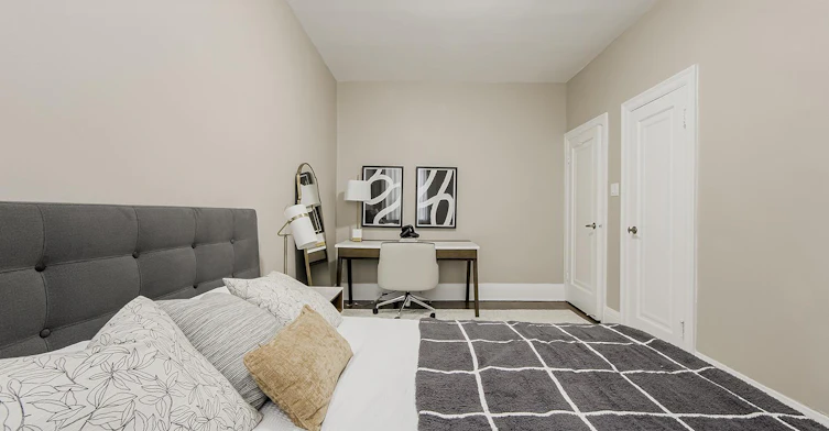 569 Broadview Avenue, Toronto, ON, M4K 2N8 - 7