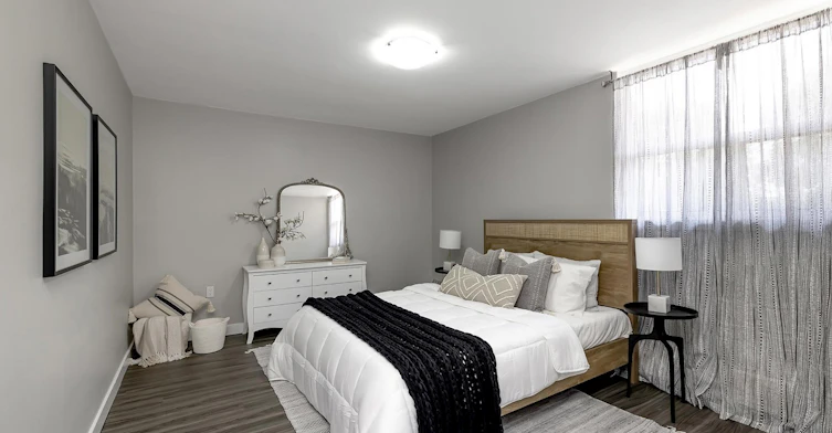 137 University Avenue West, Waterloo, ON, N2L 3E6 - 9