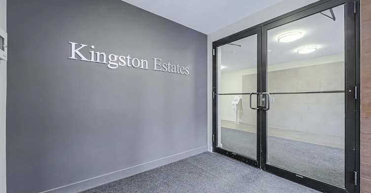 600 Kingston Road, Toronto, ON, M4E 1R1 - 10