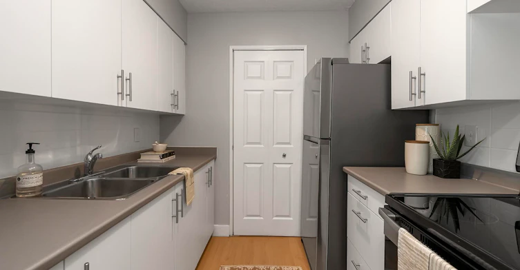 80 Mooregate Crescent, Kitchener, ON, N2M 5G6 - 2