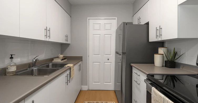 80 Mooregate Crescent, Kitchener, ON, N2M 5G6 - 2