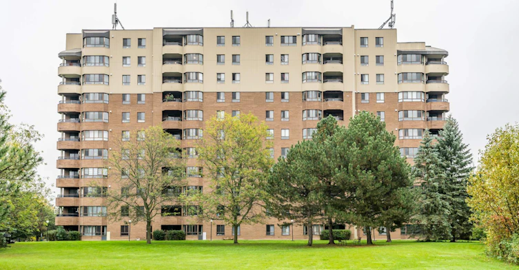 200 Shakespeare Drive, Waterloo, ON, N2L 6C1 - 12