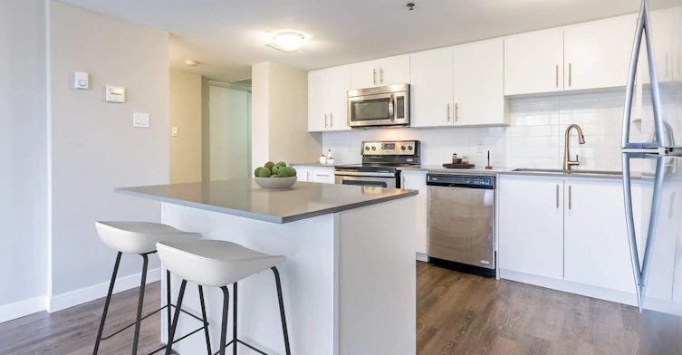 200 Shakespeare Drive, Waterloo, ON, N2L 6C1 - 2