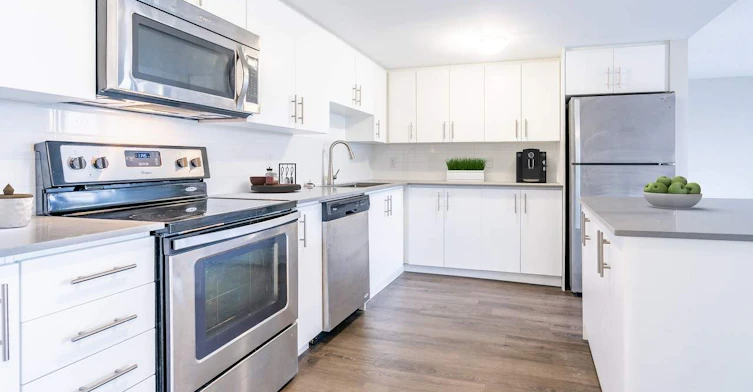 200 Shakespeare Drive, Waterloo, ON, N2L 6C1 - 3