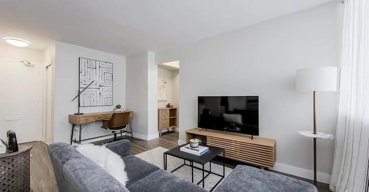 80 Gowan Avenue, Toronto, ON, M4K 2E1 - 3