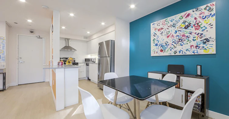 105 Lodge Avenue West, Toronto, ON, M6K 2T8 - 9