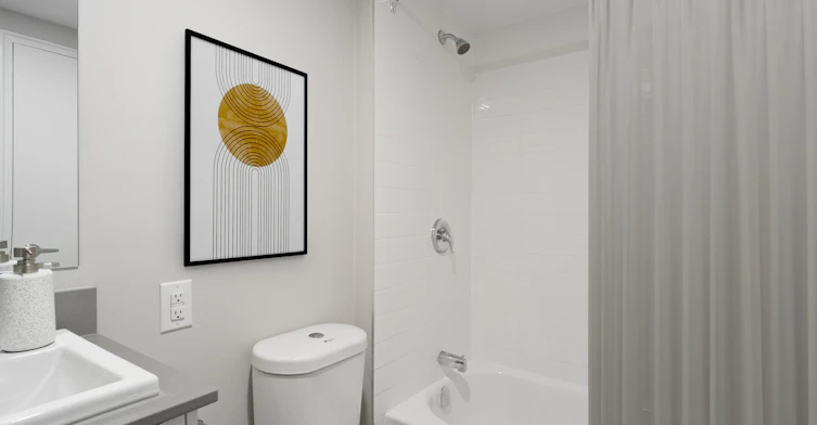 105 Lodge Avenue West, Toronto, ON, M6K 2T8 - 7