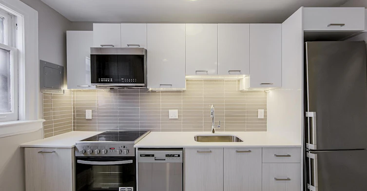 1531 Bathurst Street, Toronto, ON, M5P 3H5 - 4