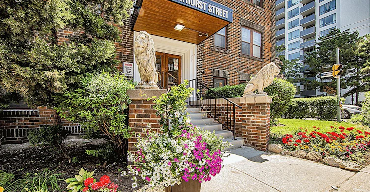 1531 Bathurst Street, Toronto, ON, M5P 3H5 - 2