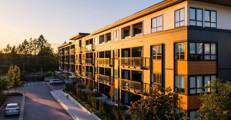 304-15215 Sitka Drive, Surrey, BC, V3S 0C1 - 12