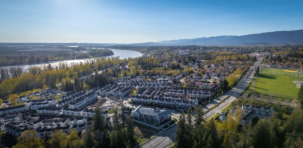 311-11300 Pazarena Place, Maple Ridge, BC, V2X 5P1 - 4