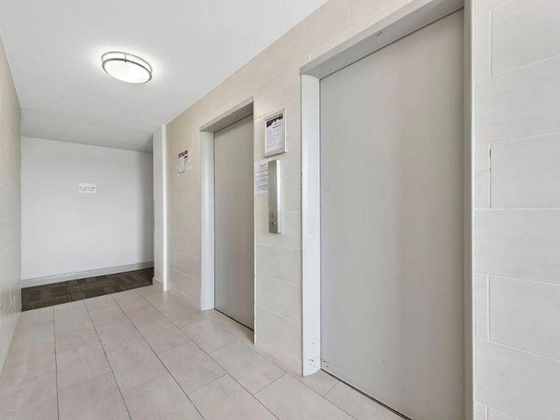 0704-1450 Sheppard Avenue West, Toronto, ON, M3M 2X1 - 4