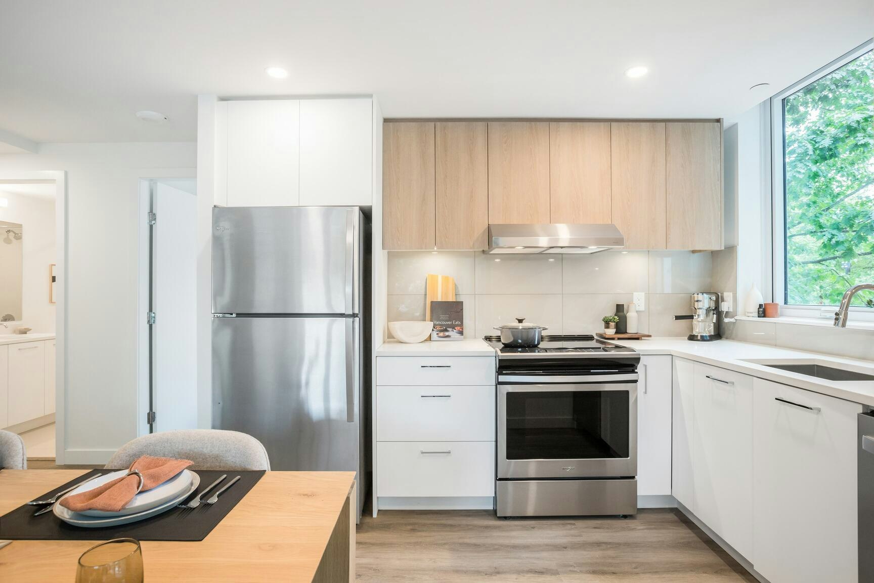 1106-143 E 17th Street, North Vancouver, BC, V7L 0H4 - 14