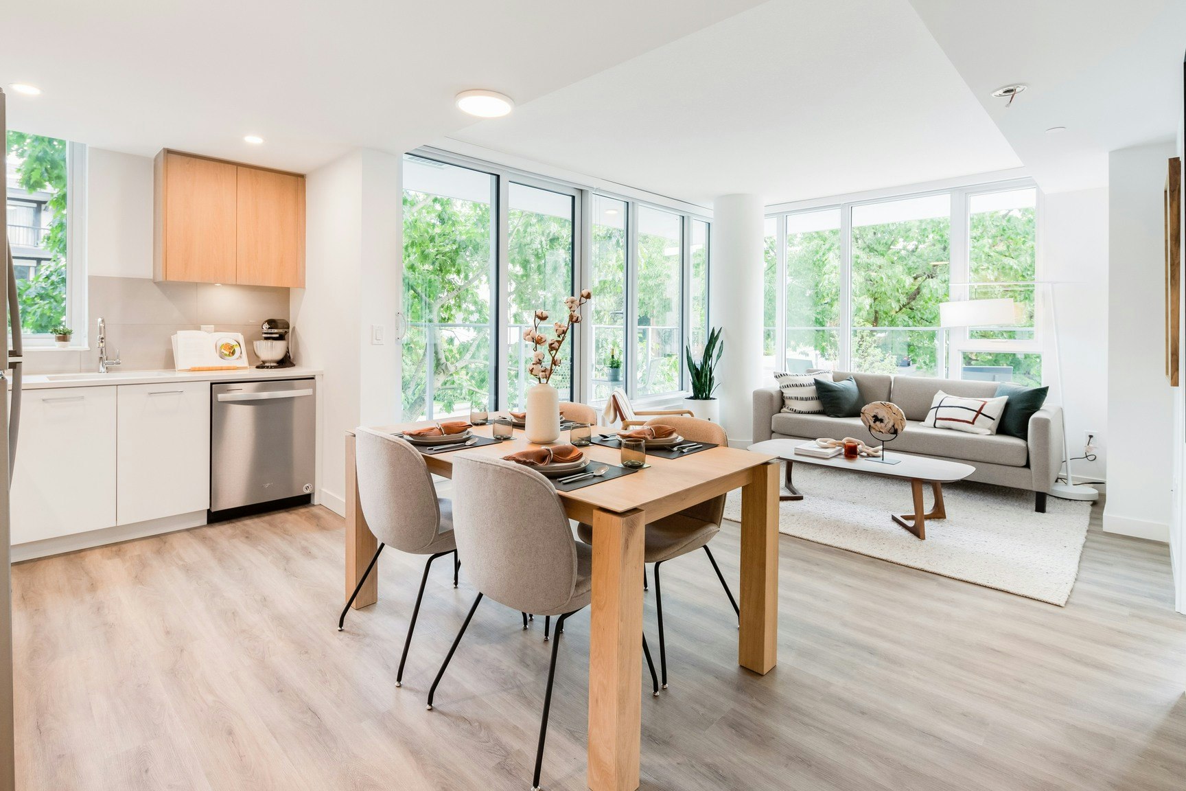1106-143 E 17th Street, North Vancouver, BC, V7L 0H4 - 4