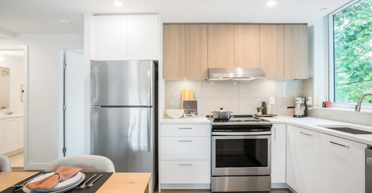 809-143 E 17th Street, North Vancouver, BC, V7L 0H4 - 14