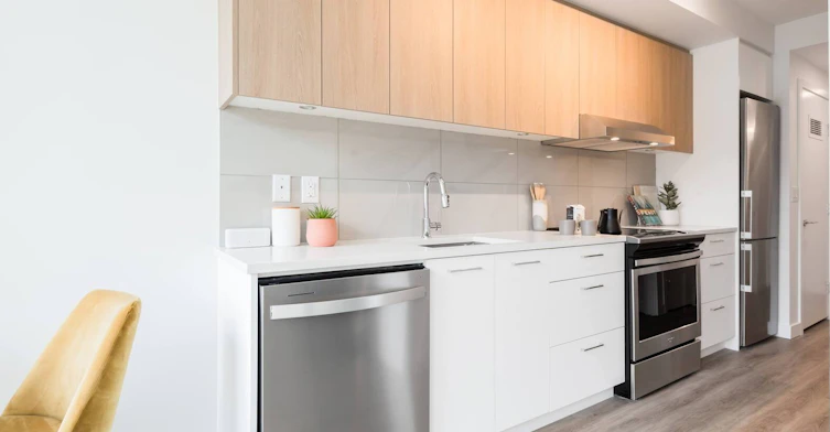 809-143 E 17th Street, North Vancouver, BC, V7L 0H4 - 16