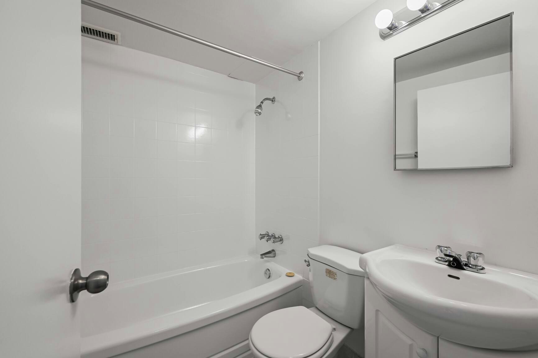 301-703 14th Avenue SW, Calgary, AB, T2R 0N2 - 10