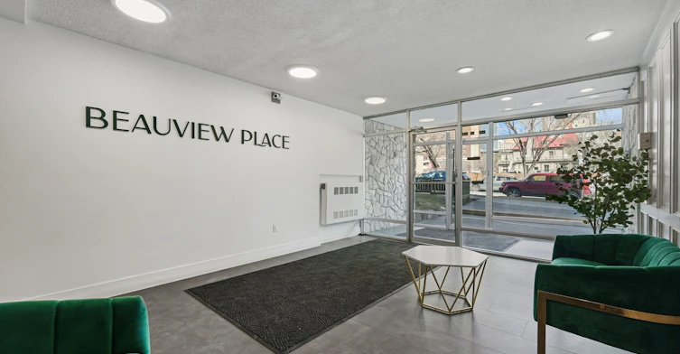 301-703 14th Avenue SW, Calgary, AB, T2R 0N2 - 2