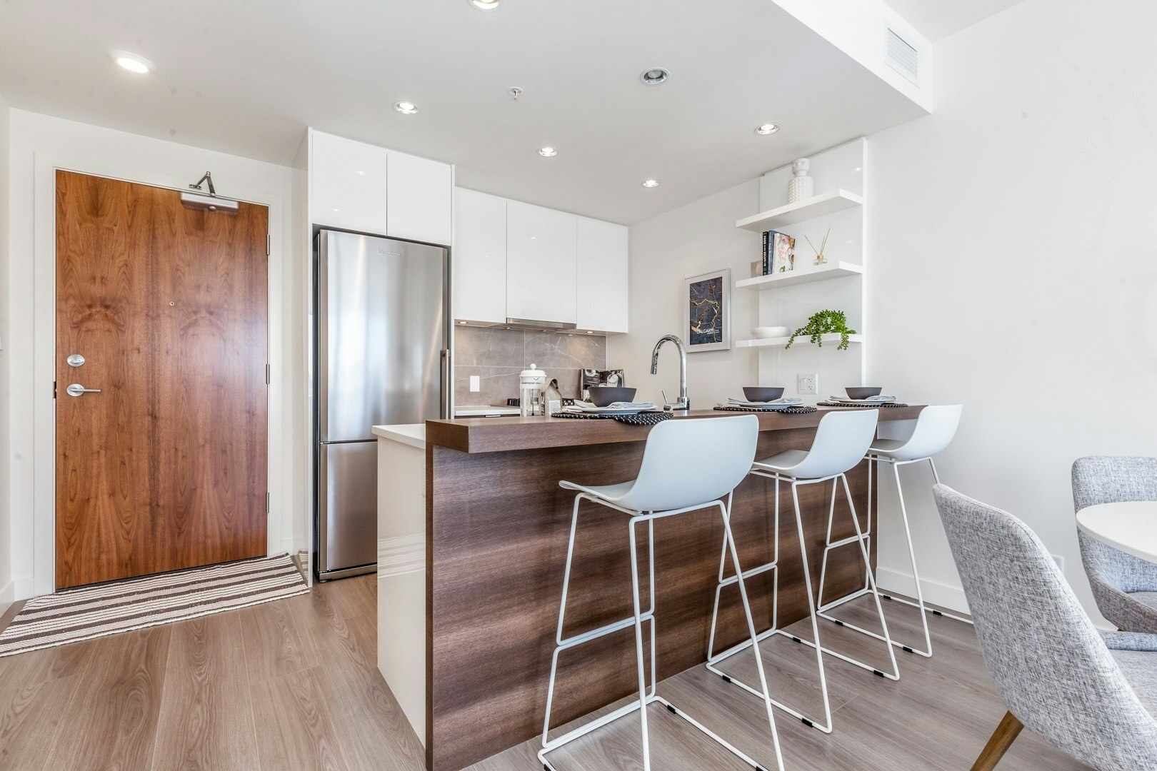 509-118 And, Calgary, AB, T2P 1L1 - 3