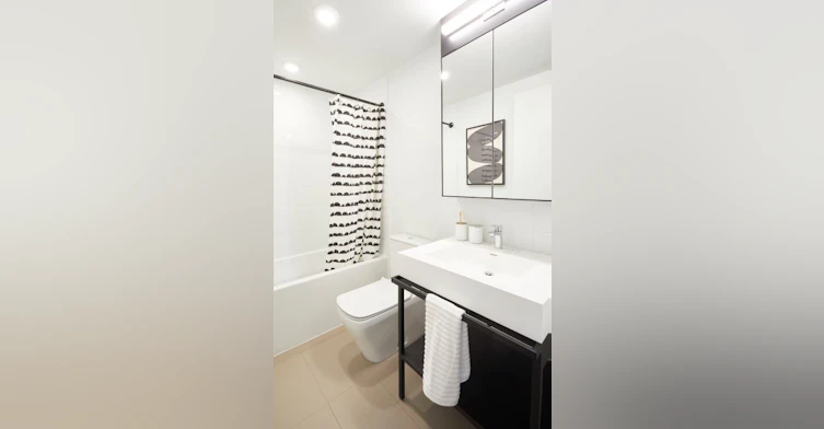 120-1150 Memorial Drive NW, Calgary, AB, T2N 3E5 - 4