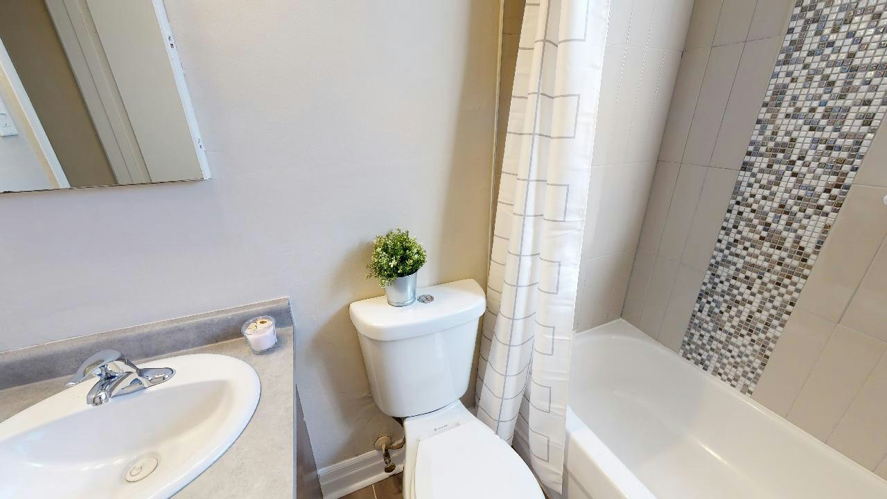 B7-1276 Dorchester Avenue, Ottawa, ON, K1Z 8E6 - 4