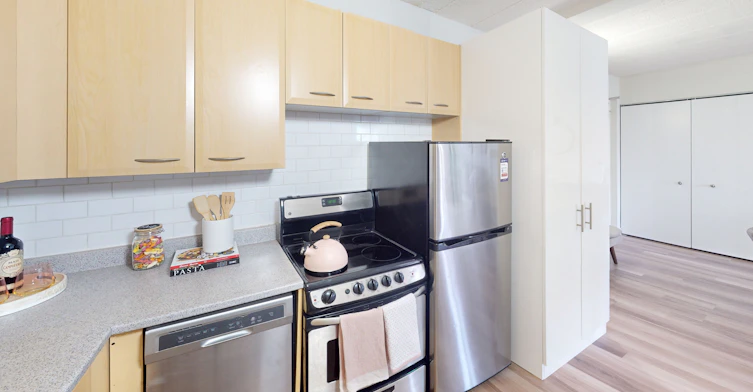 701-218 Maclaren Street, Ottawa, ON, K2P 0L7 - 6