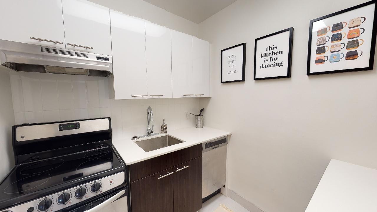 04-214 Metcalfe Street, Ottawa, ON, K2P 1P7 - 3