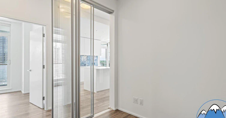 1955 Alpha Way, Burnaby, BC, V5C 0K5 - 12