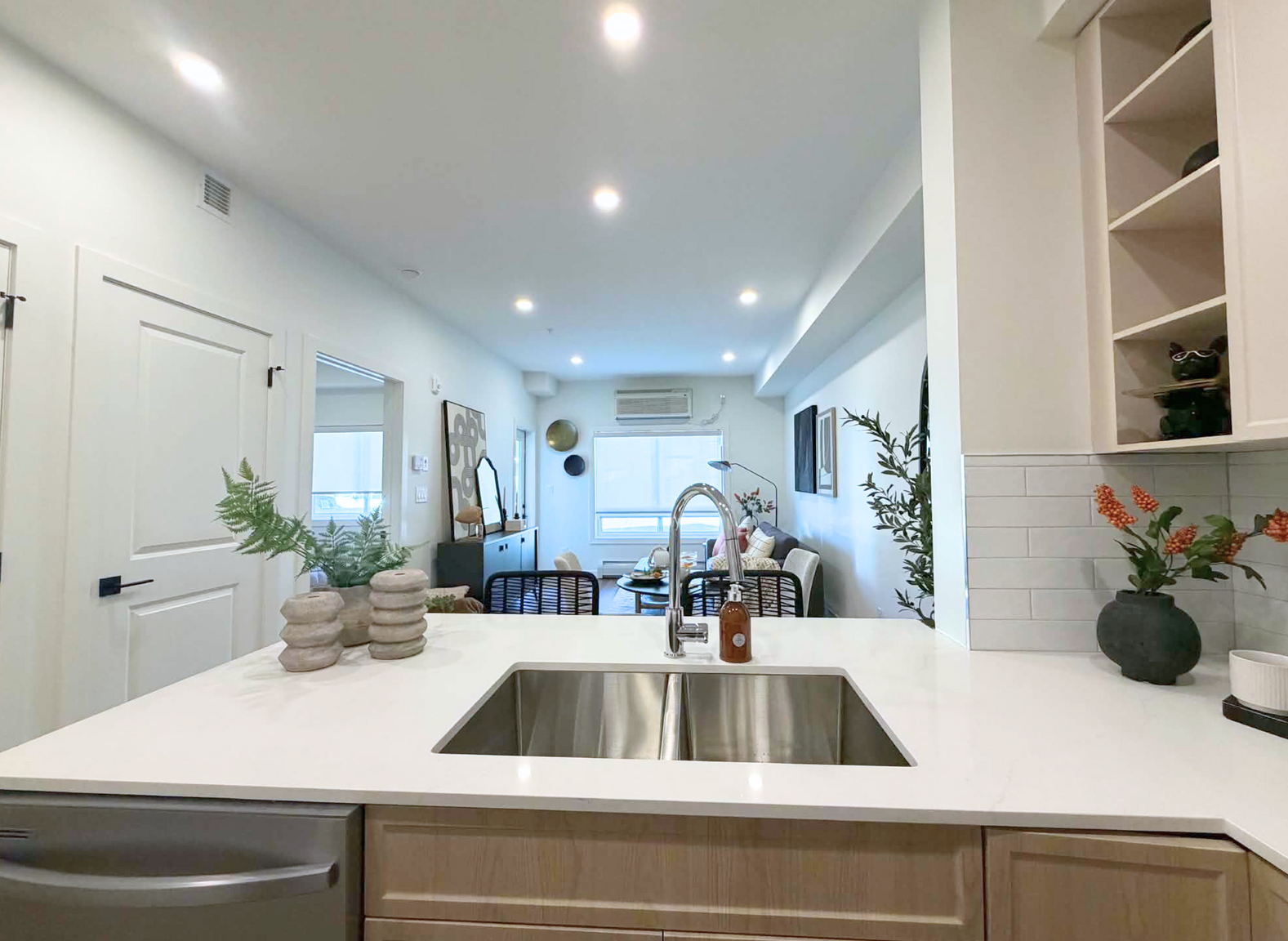 4701 32 Avenue, Beaumont, AB, T4X 0B7 - 4