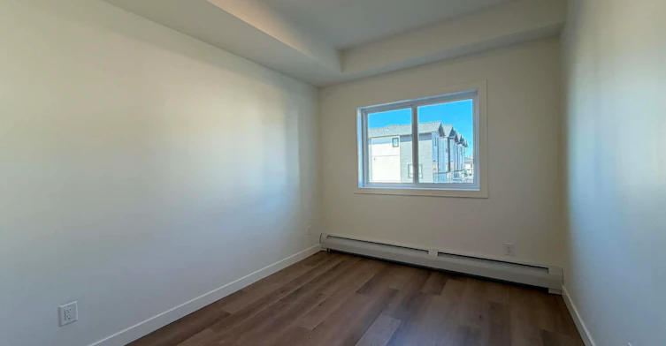 4701 32 Avenue, Beaumont, AB, T4X 0B7 - 3