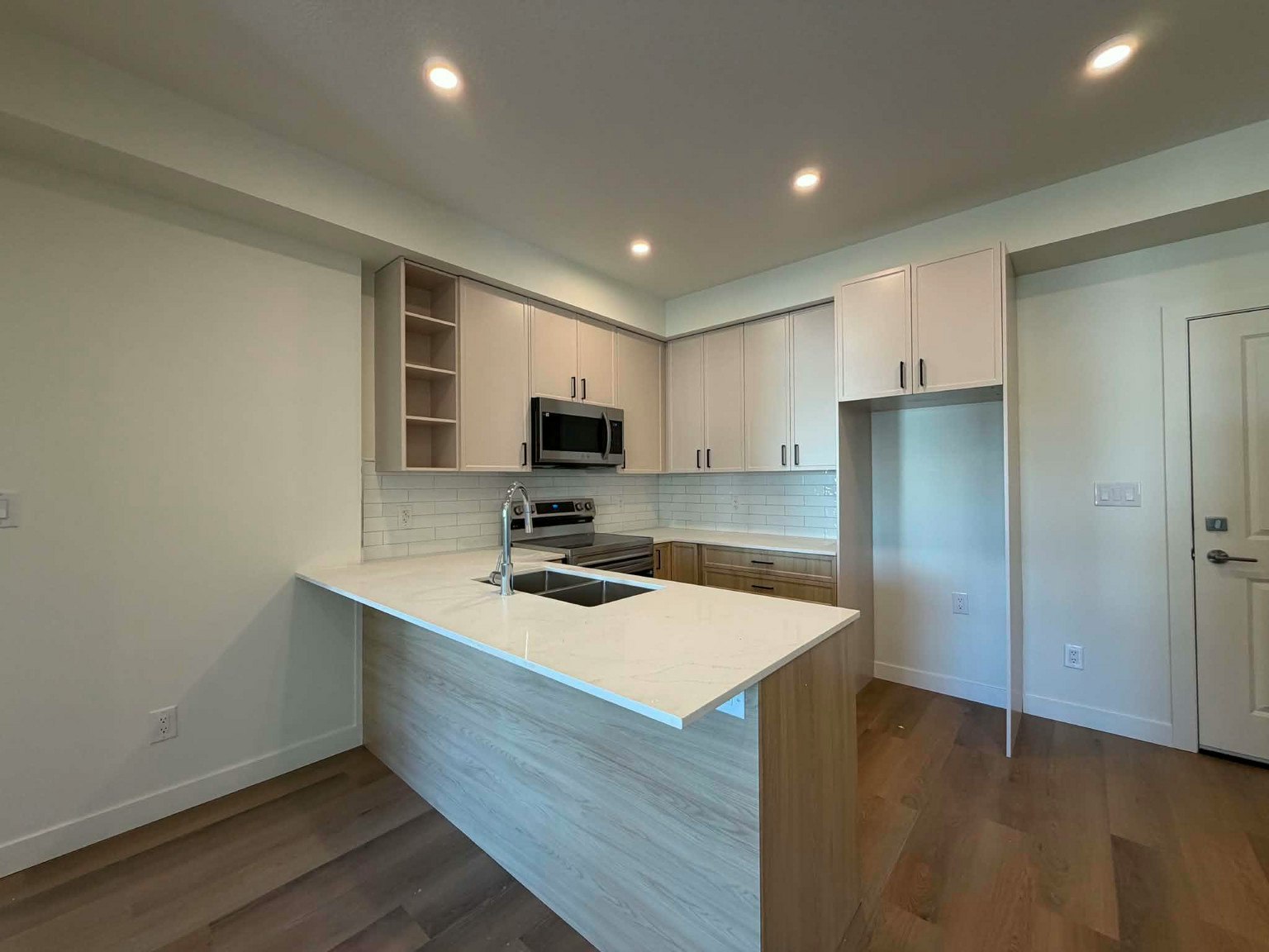 4701 32 Avenue, Beaumont, AB, T4X 0B7