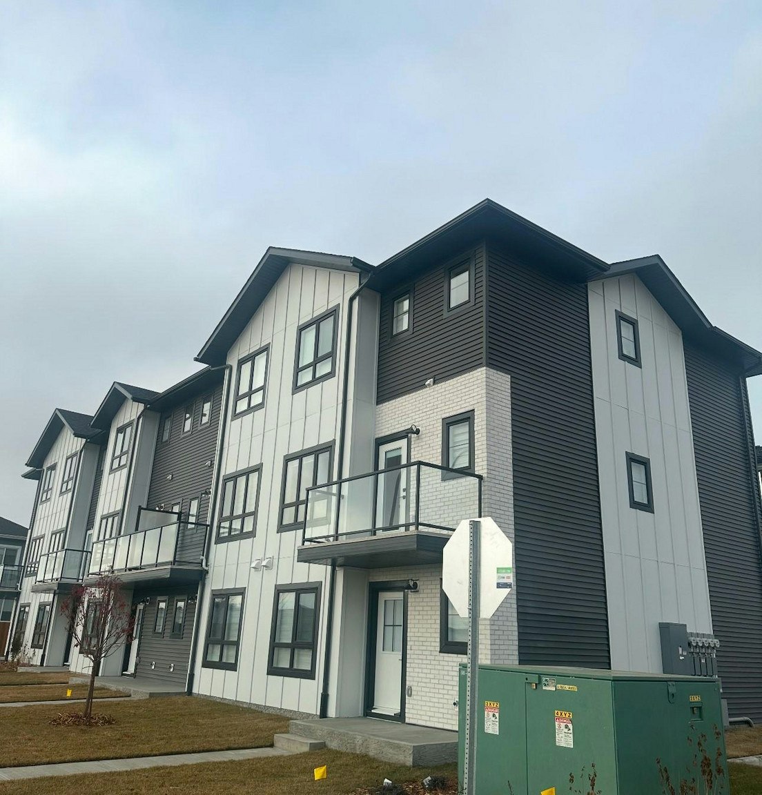 4607 32 Avenue, Beaumont, AB, T4X 0B7 - 8