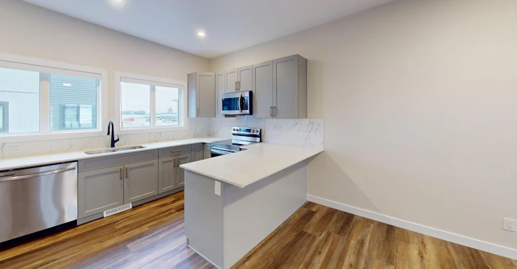 4701 32 Avenue, Beaumont, AB, T4X 0B7 - 5