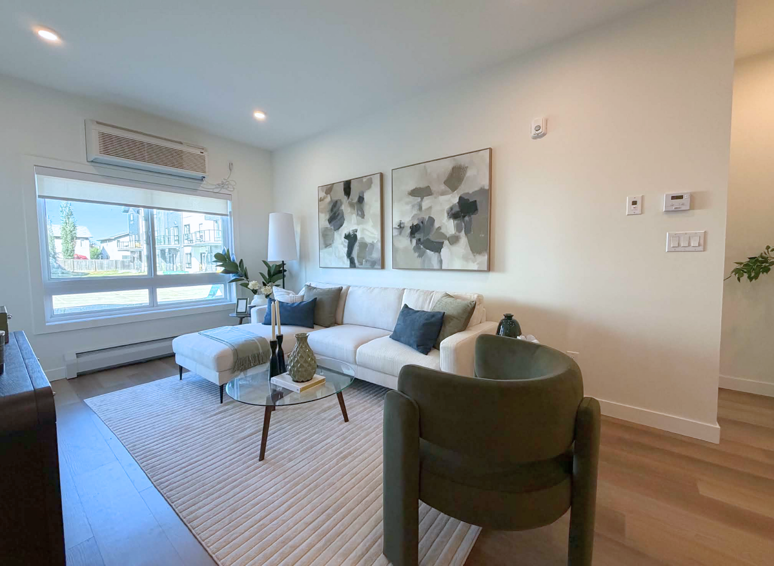 4701 32 Avenue, Beaumont, AB, T4X 0B7 - 3