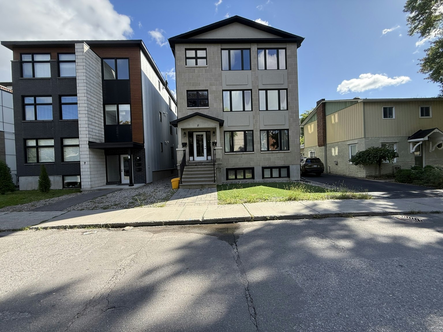 2-11 Chestnut Street, Ottawa, ON, K1S 0Z7