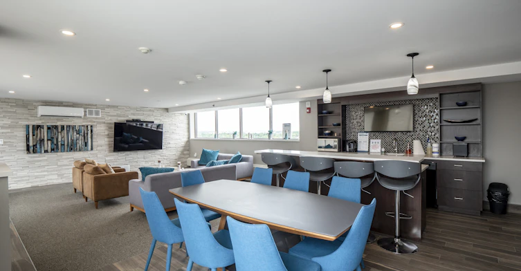 0202-5220 Lakeshore, Burlington, ON, L7L 1C6 - 8