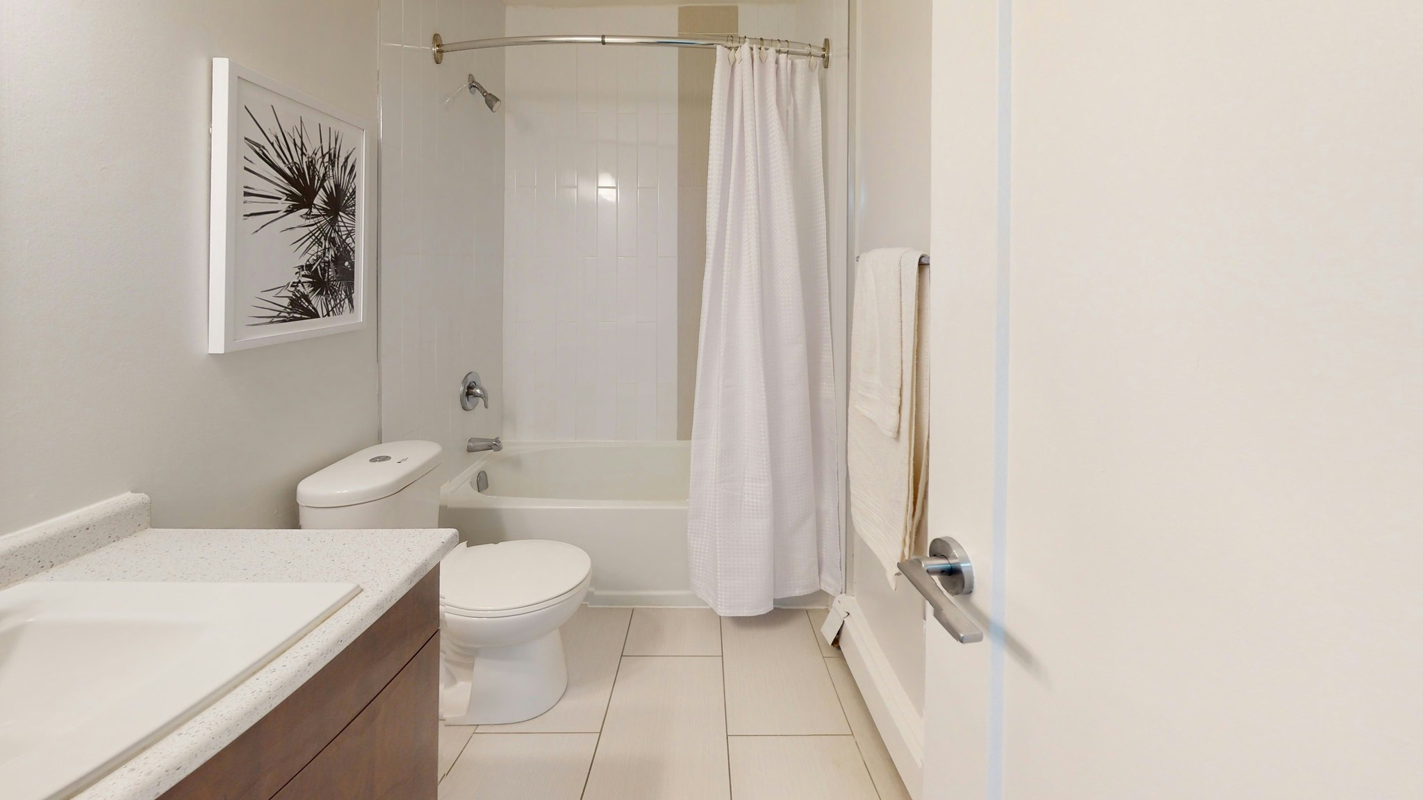 0209-961 Wonderland South, London, ON, N6K 2X9 - 8