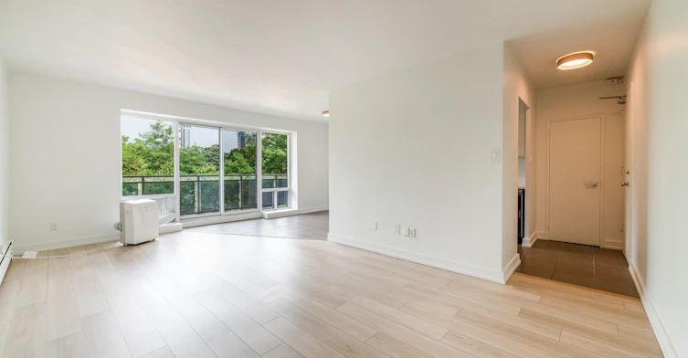107-157 Pearl Street, Hamilton, ON, L8P 3X7 - 3