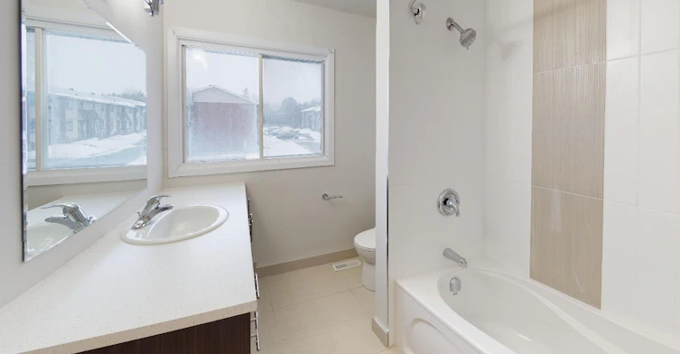 1916-A-1917 Ogilvie Road, Ottawa, ON, K1J 6R7 - 8