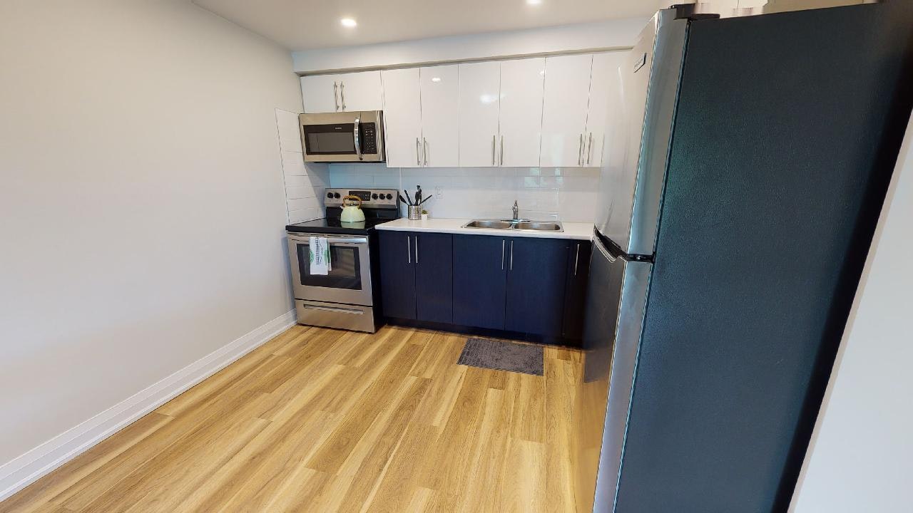 0406-100 Silvercreek Parkway North, Guelph, ON, N1H 7H6 - 2