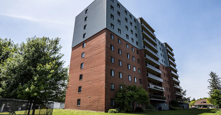0115-614 Lake Street, St. Catharines, ON, L2N 4J1 - 16
