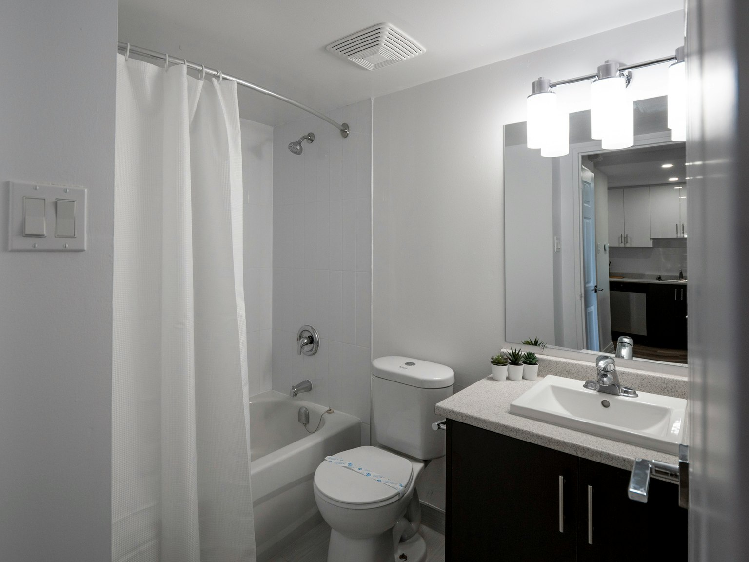 1622-6599 Glen Erin Drive, Mississauga, ON, L5N 2X3 - 6