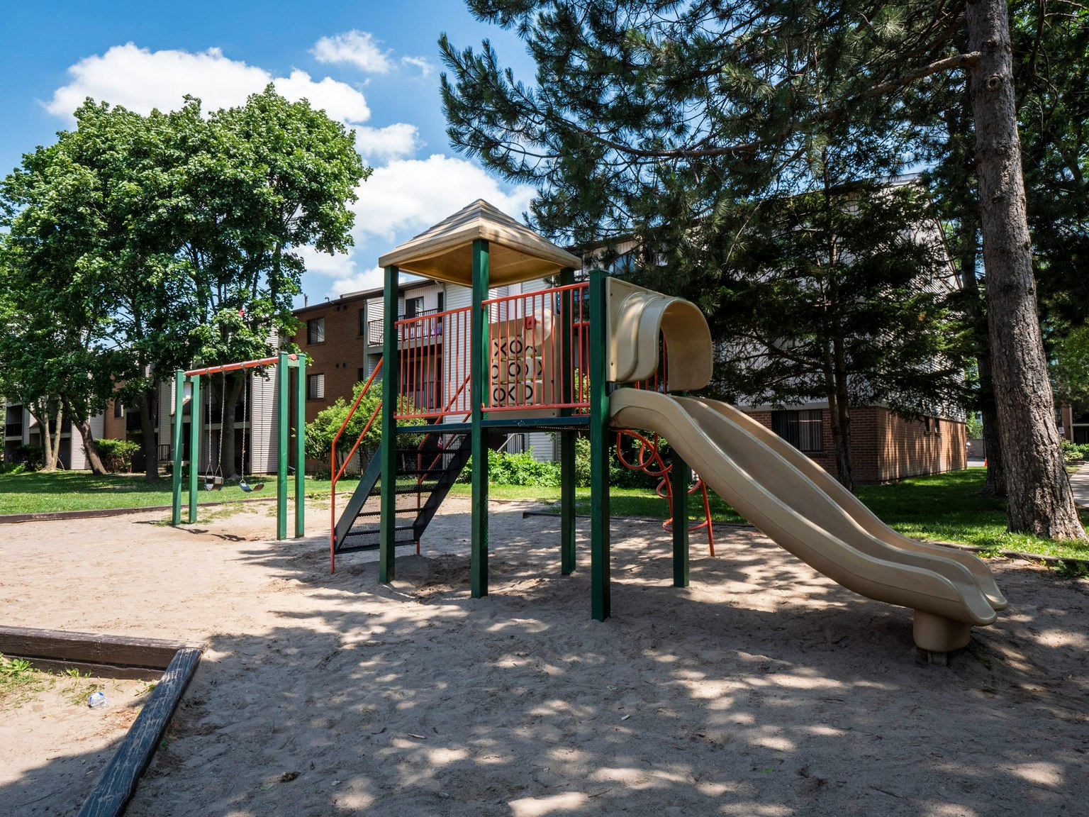501-6599 Glen Erin Drive, Mississauga, ON, L5N 2X3 - 9